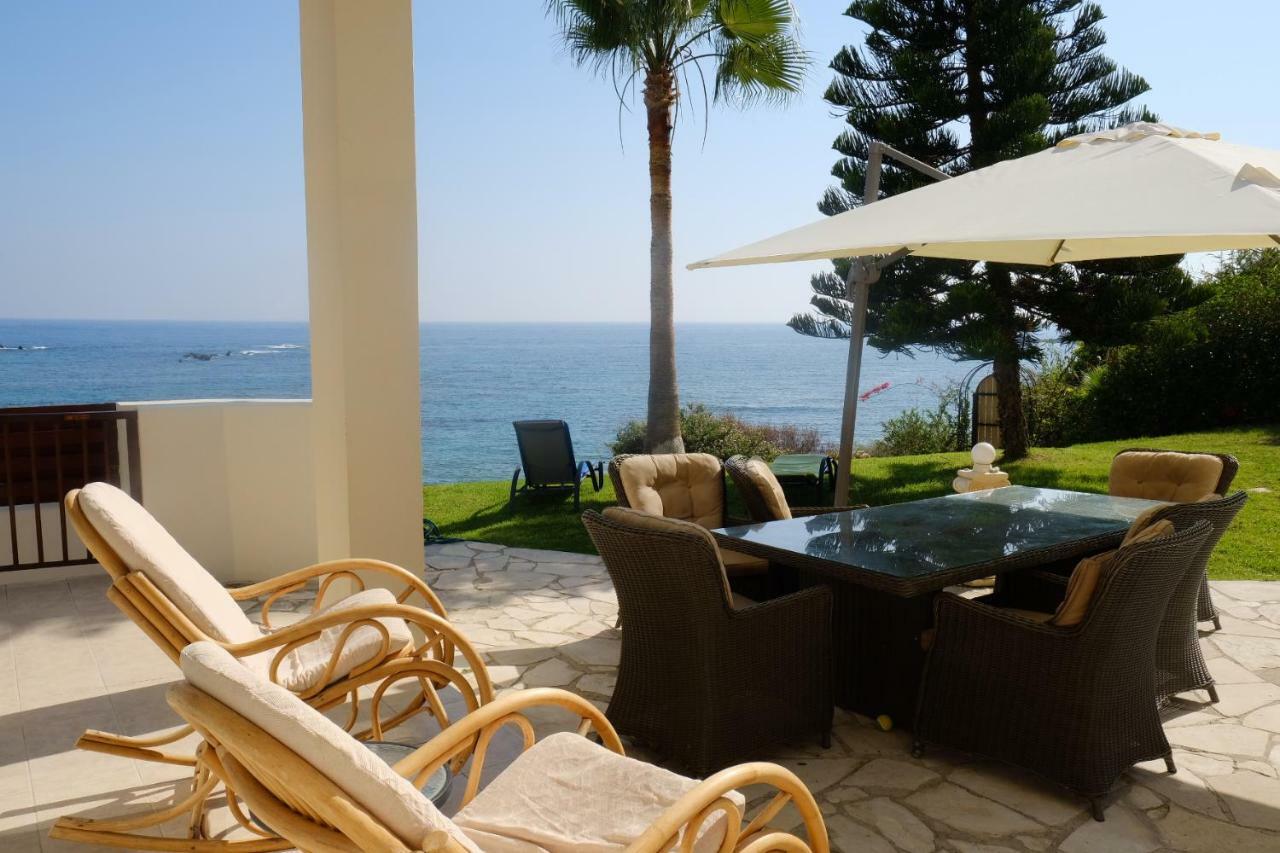 Villa On The First Line Pegeia Exterior foto